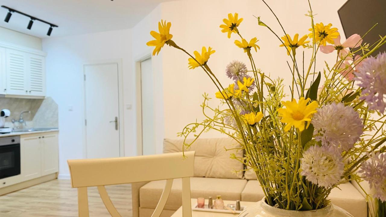 Apartello Modern Apartments In Downpark Сонячний Берег Екстер'єр фото