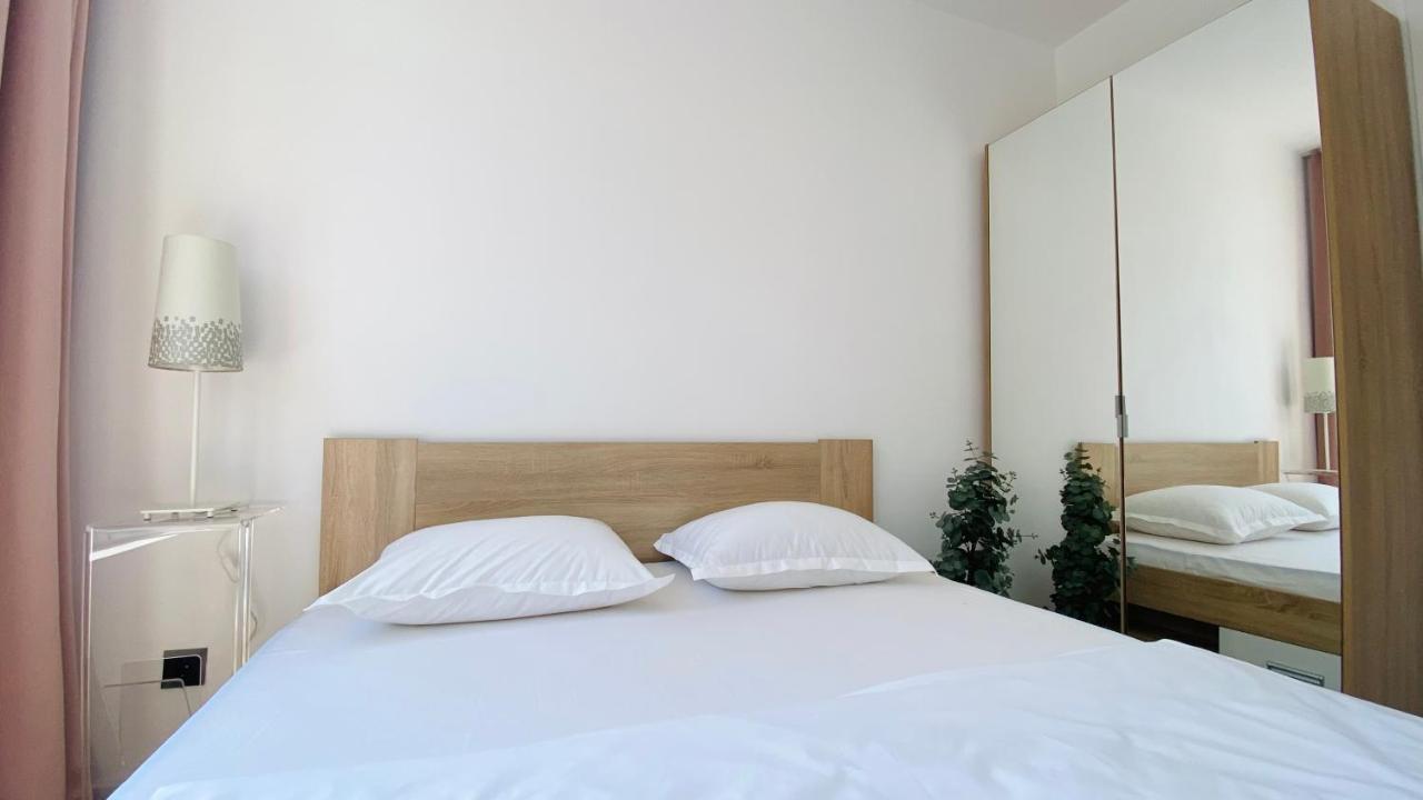 Apartello Modern Apartments In Downpark Сонячний Берег Екстер'єр фото